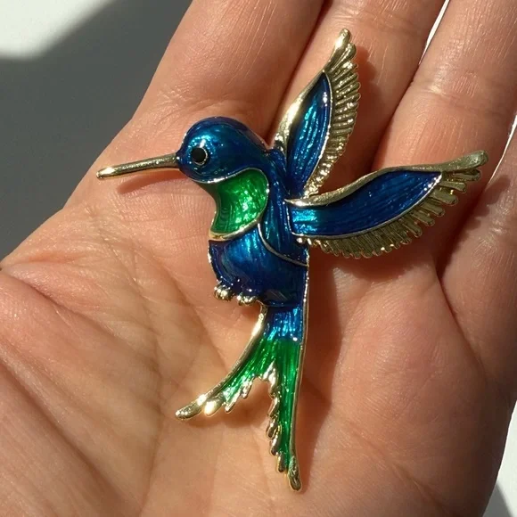 BROOCH Hummingbird Brooch | Enamel Bird Pin Jewelry

Brooch - Picture 2 of 11